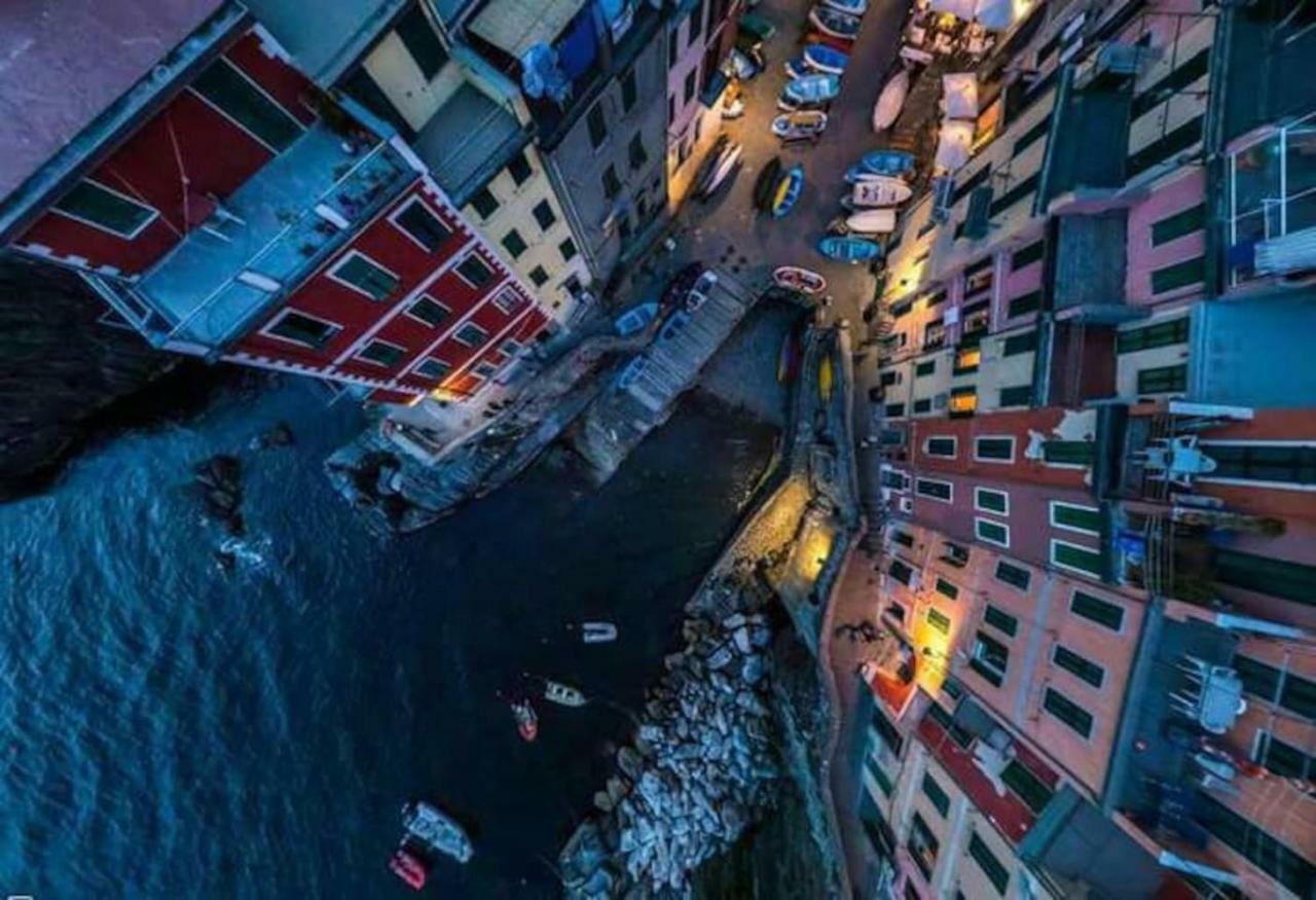 Ca'La Luna - In Centro Con Terrazza ริโอมัจโจเร ภายนอก รูปภาพ